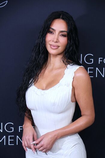 Full leaked Kim kardashian  page private onlyfans photo