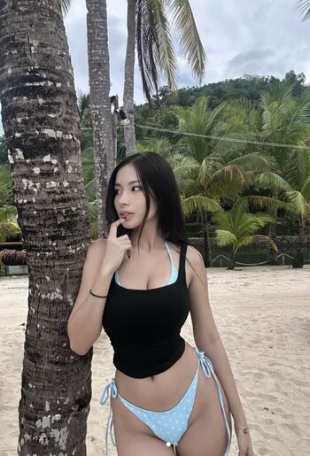 Full leaked Kim montesclaros private onlyfans photo