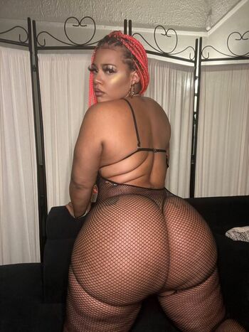 Full leaked Kimlifts private onlyfans photo