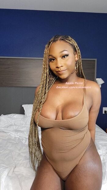 Full leaked Kindakaede private onlyfans photo