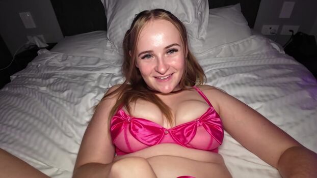 Full leaked Kinkykiwichick private onlyfans photo