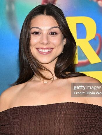 Full leaked Kira kosarin  page private onlyfans photo