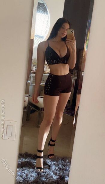 Full leaked Kira kosarin private onlyfans photo