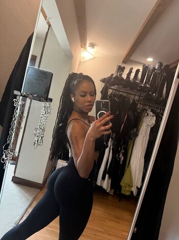 Full leaked Kira noir private onlyfans photo