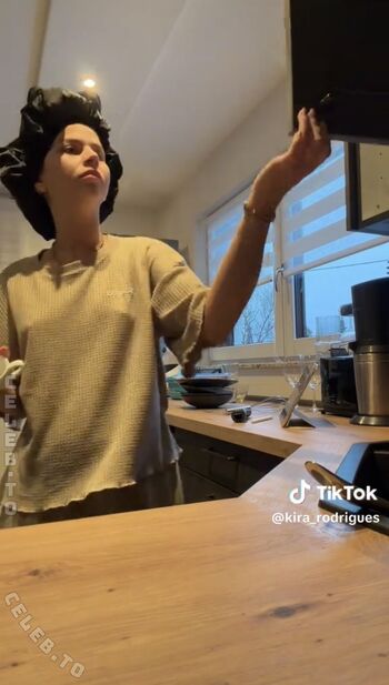 Full leaked Kira rodrigues private onlyfans photo