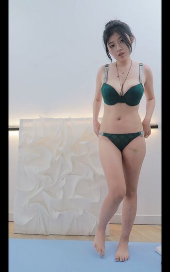 Full leaked Kira private onlyfans photo