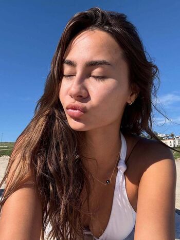 Full leaked Kirra santos page private onlyfans photo