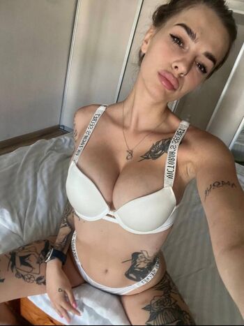 Full leaked Kisatanya private onlyfans photo