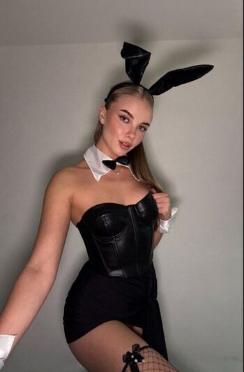 Full leaked Kissykissy page private onlyfans photo