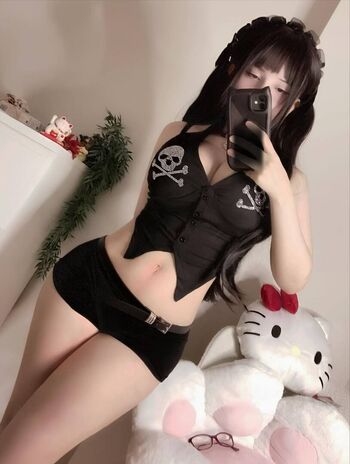 Full leaked Kisuccubus private onlyfans photo