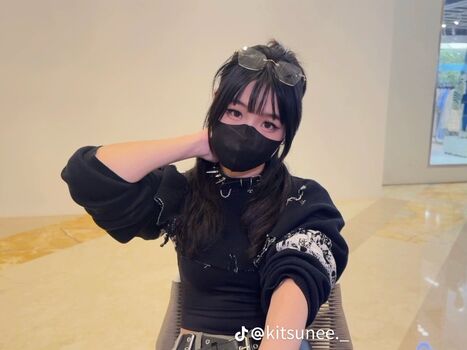 Full leaked Kitsune private onlyfans photo