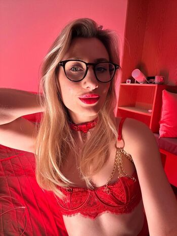 Full leaked Kitsunka private onlyfans photo