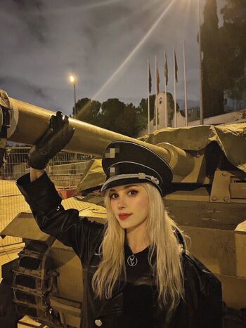 Full leaked Kitty aliice page private onlyfans photo