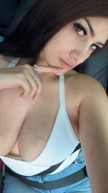 Full leaked Kittygirlmel private onlyfans photo