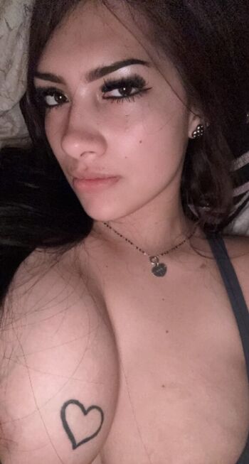 Full leaked Kittygirlmel private onlyfans photo