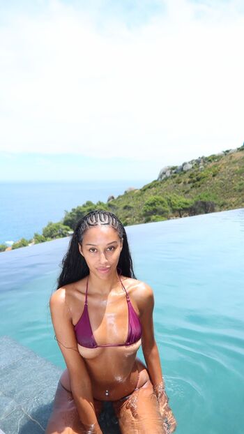 Full leaked Kiwi stunner tasmyn rose private onlyfans photo