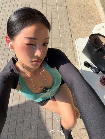 Full leaked Kkmmmkk page private onlyfans photo