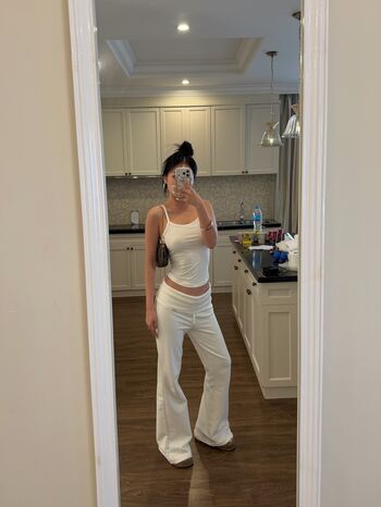 Full leaked Kkmmmkk private onlyfans photo