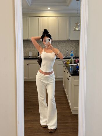 Full leaked Kkmmmkk private onlyfans photo