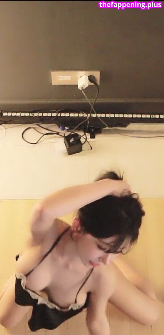 kkok7816 / kook1916 / midi Foto OnlyFans Desnuda #124