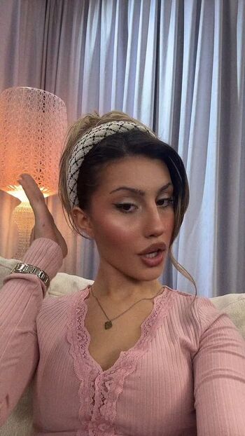 Full leaked Klea ballia page private onlyfans photo