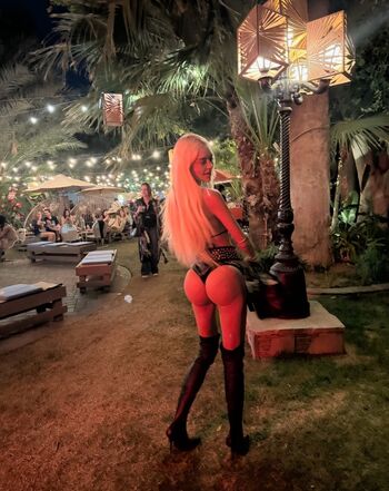 Full leaked Kngemma private onlyfans photo