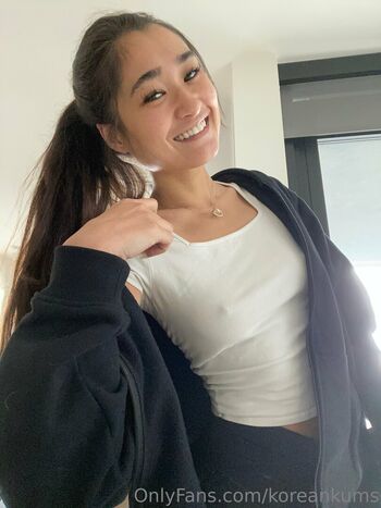 Full leaked Koreankums private onlyfans photo