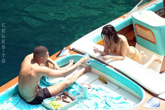 Full leaked Kourtney kardashian private onlyfans photo