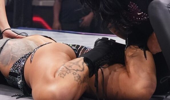 Full leaked Kris statlander page private onlyfans photo