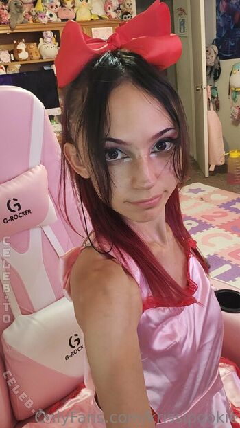 Full leaked Krissipookie page private onlyfans photo