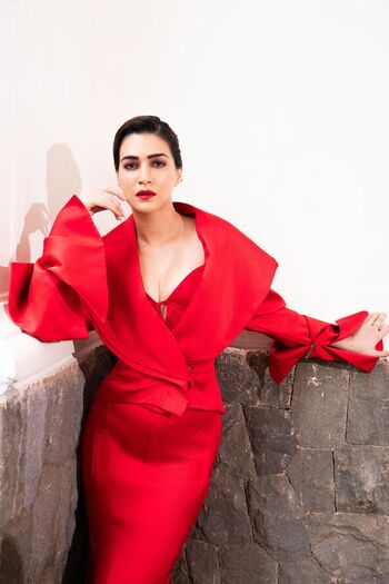 Full leaked Kriti sanon private onlyfans photo