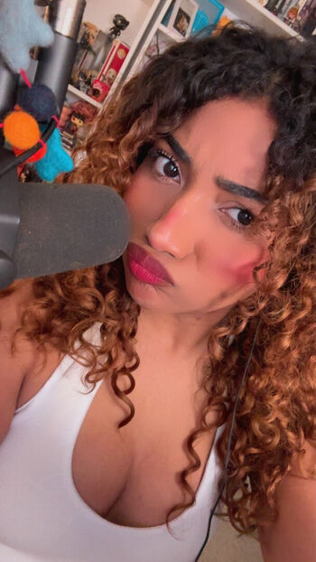 Full leaked Krystalogy private onlyfans photo