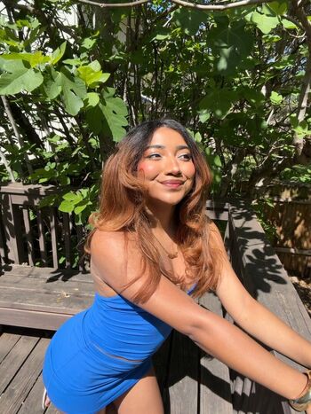 Full leaked Krystalogy private onlyfans photo