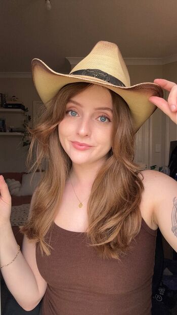 Full leaked Krysttl private onlyfans photo