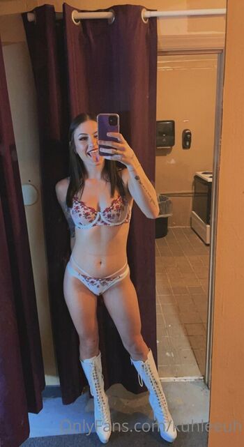 Full leaked Kuhleeuh private onlyfans photo