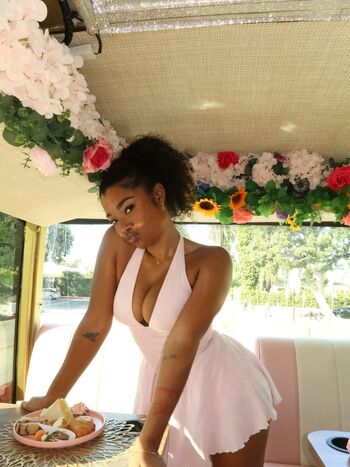 Full leaked Kurlykyy private onlyfans photo