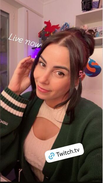 Full leaked Kurolily private onlyfans photo