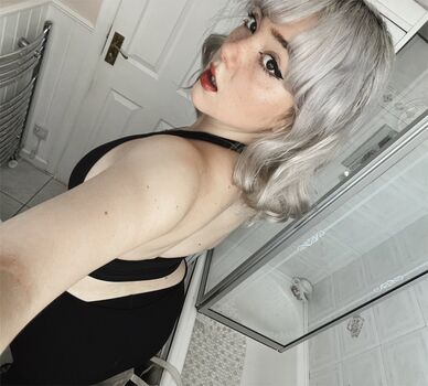 Full leaked Kvwviiju page private onlyfans photo