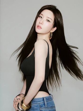 Kwon Eunbi