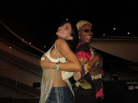 Full leaked Kylie jenner private onlyfans photo