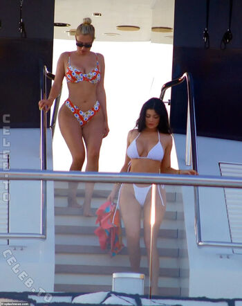 Full leaked Kylie jenner private onlyfans photo