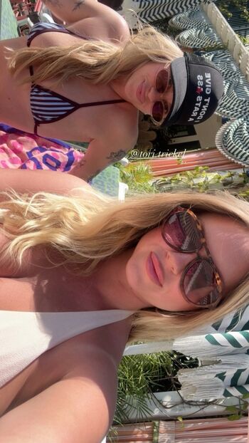 Full leaked Kyrarene private onlyfans photo