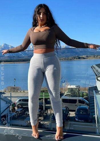 Full leaked La bonbo private onlyfans photo