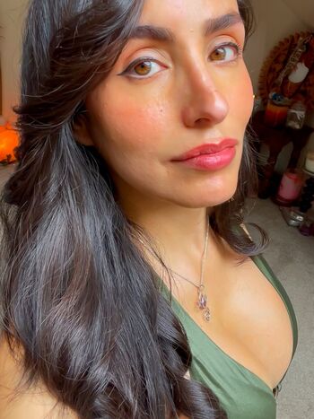 Full leaked La layana rous page private onlyfans photo
