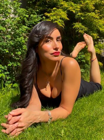 Full leaked La layana rous private onlyfans photo