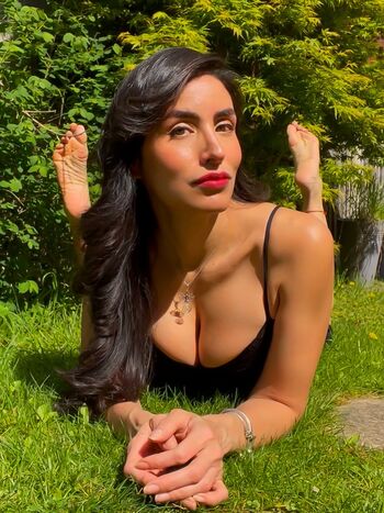 Full leaked La layana rous private onlyfans photo