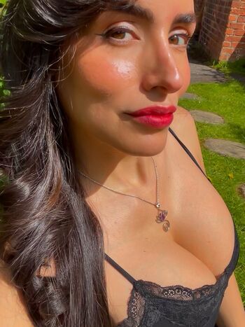 Full leaked La layana rous private onlyfans photo