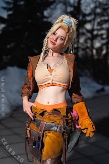 Full leaked Lada lyumos private onlyfans photo