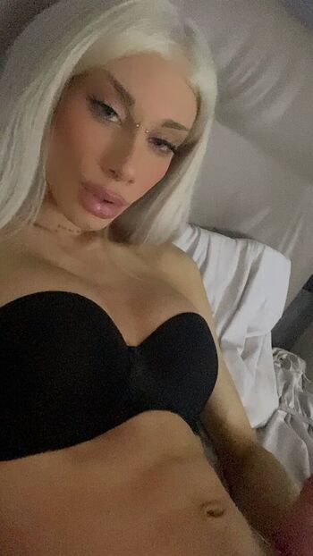 Full leaked Ladior private onlyfans photo