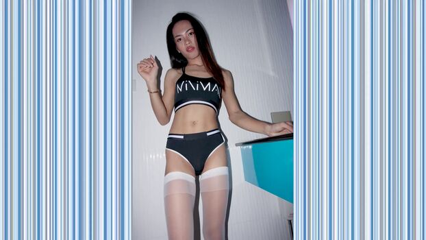 Full leaked Ladyboy gold private onlyfans photo